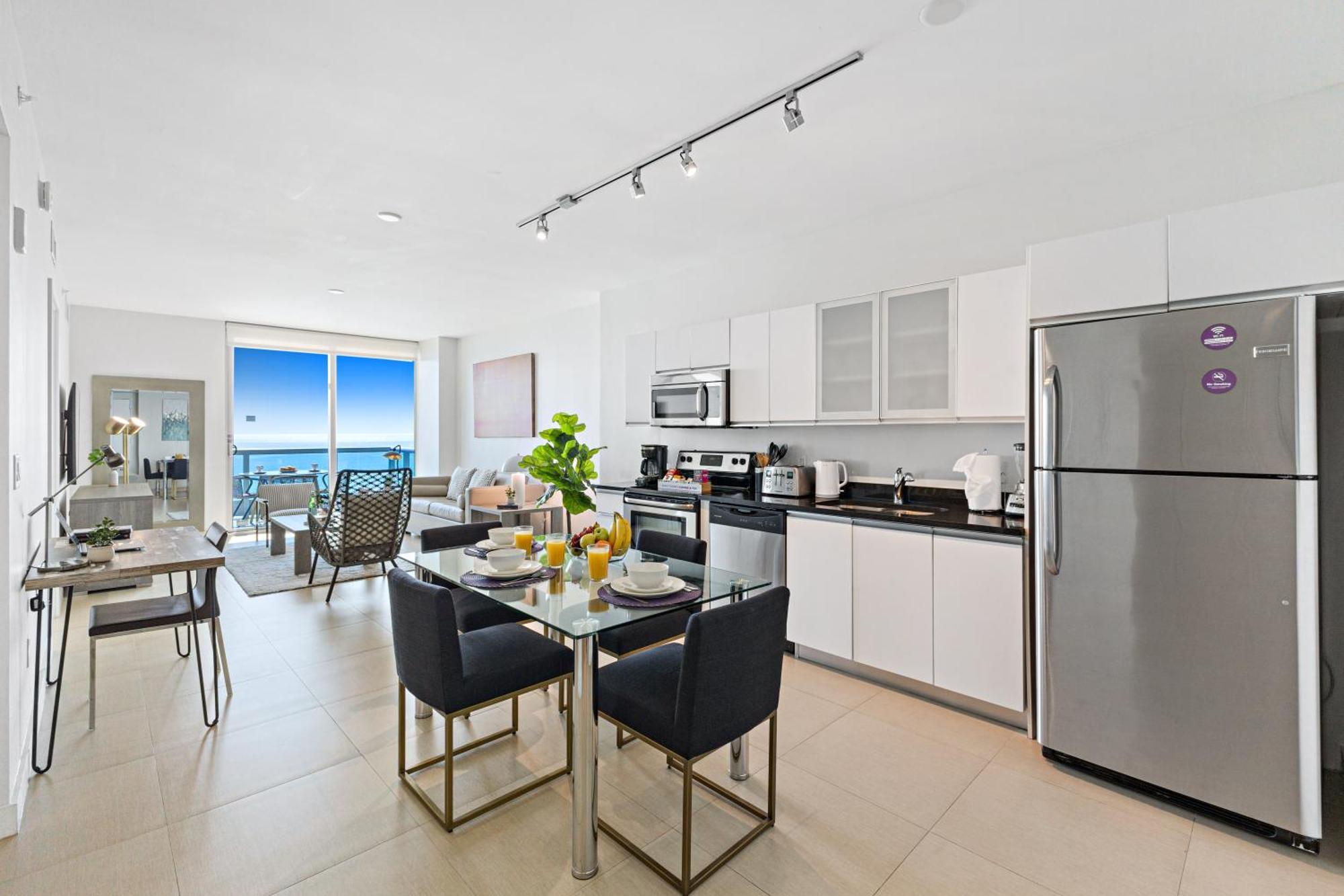 Dharma Home Suites Miami Beach At Monte Carlo Екстер'єр фото