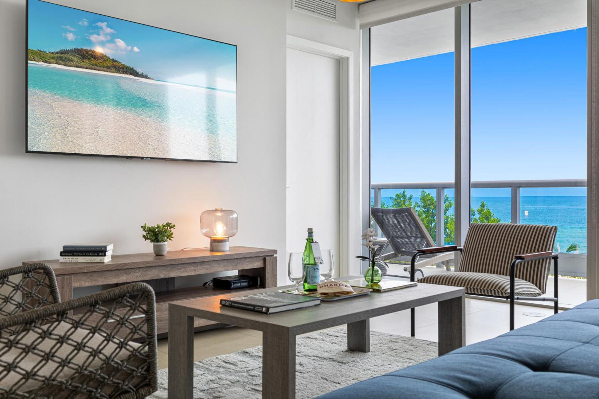 Dharma Home Suites Miami Beach At Monte Carlo Екстер'єр фото