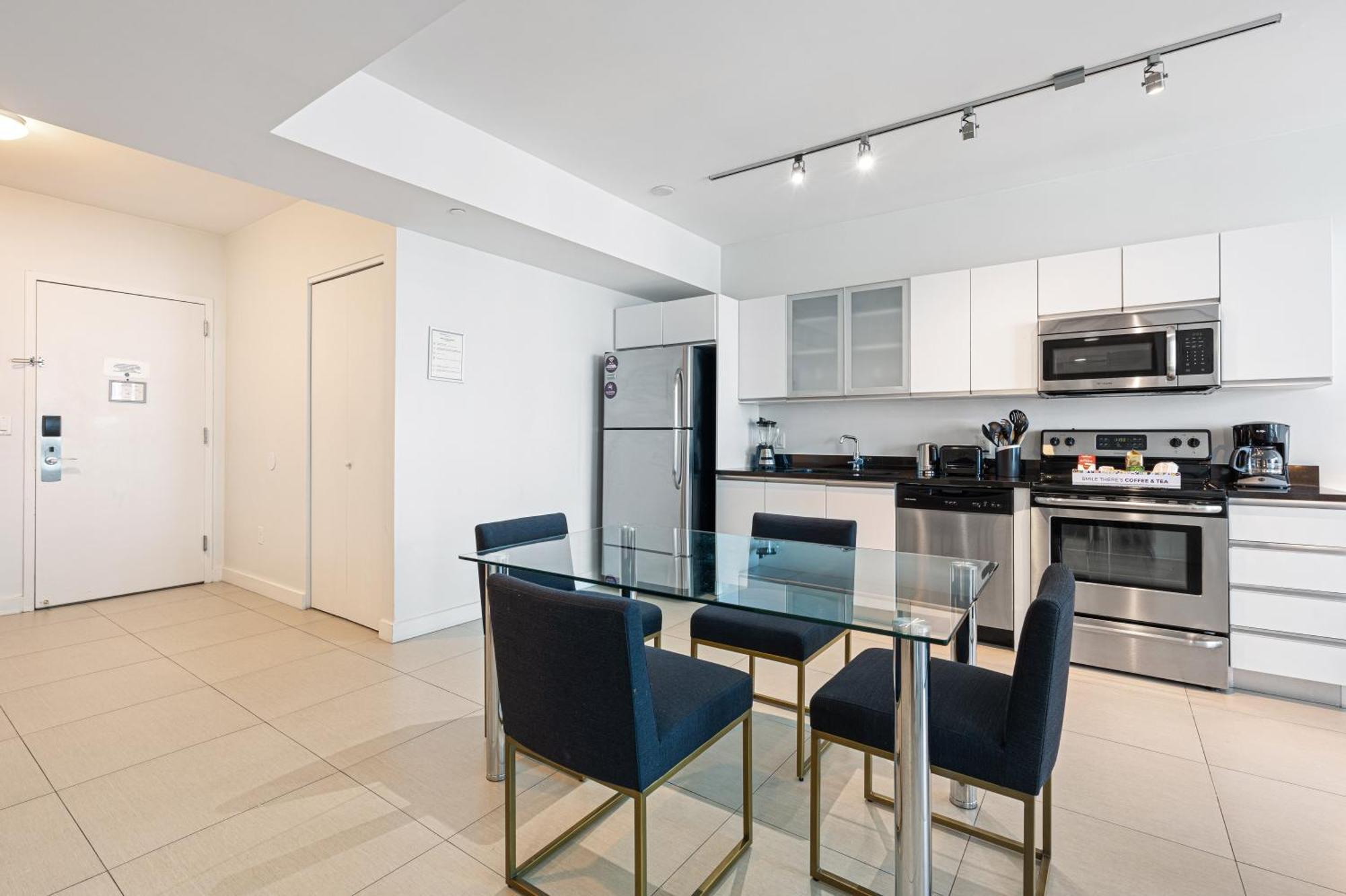 Dharma Home Suites Miami Beach At Monte Carlo Екстер'єр фото